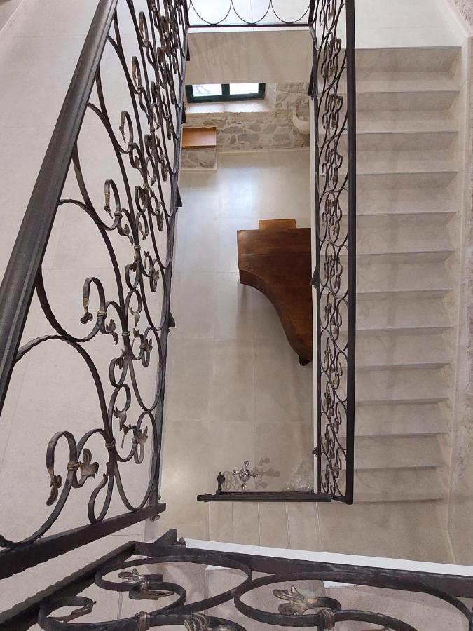 Central Palace Apartment 시베니크 외부 사진